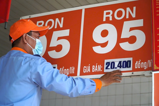Giá xăng dầu hôm nay 2 . 4 . 2025 Tăng mạnh tại Việt Nam - Ảnh 1.