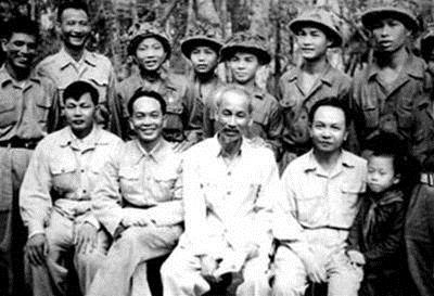 Những kỷ niệm sinh nhật sâu sắc trong cuộc đời Bác Hồ - Ảnh 2. Những kỷ niệm sinh nhật sâu sắc trong cuộc đời Bác Hồ - Ảnh 2.