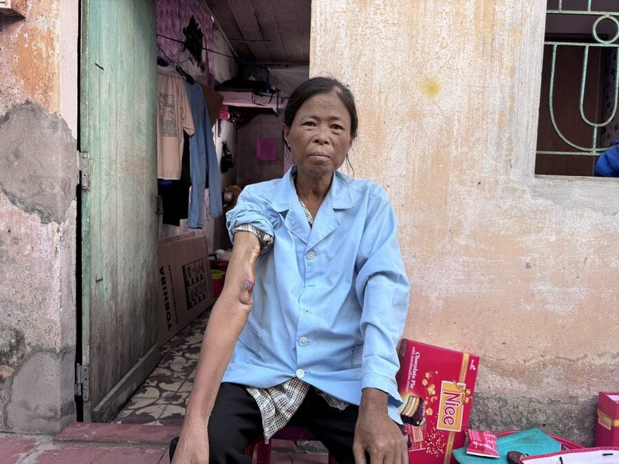 Bác Trần Thị Liên (54 tuổi, xã Thiệu Tiến, huyện Thiệu Hóa) và căn phòng trọ của mình