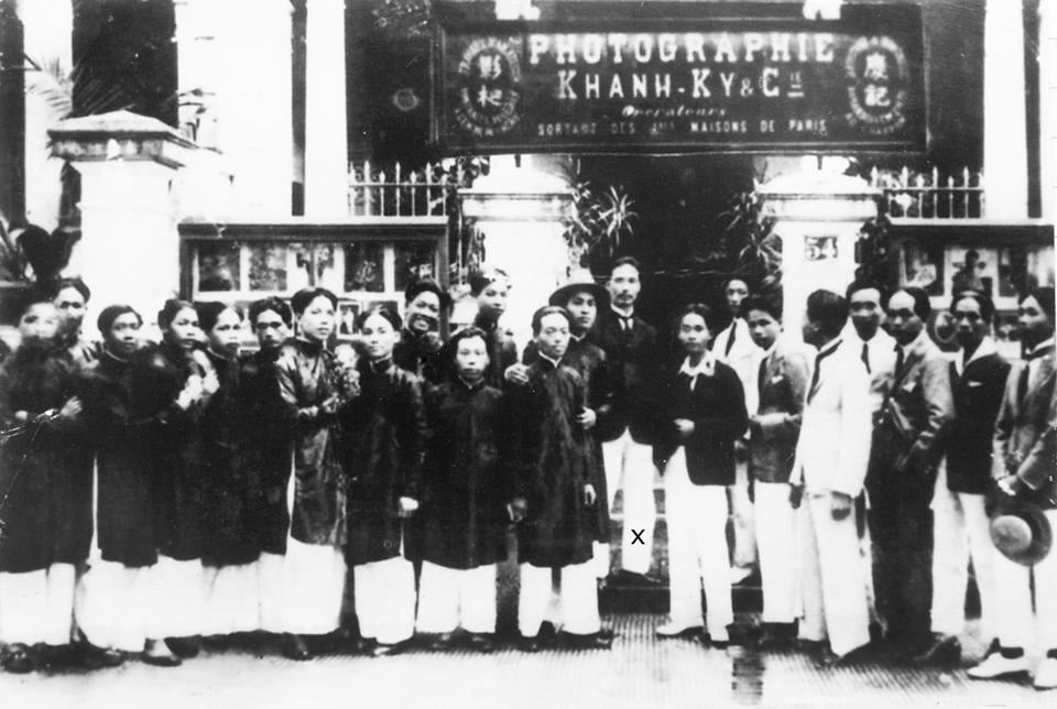 khanh-ky-1.jpg