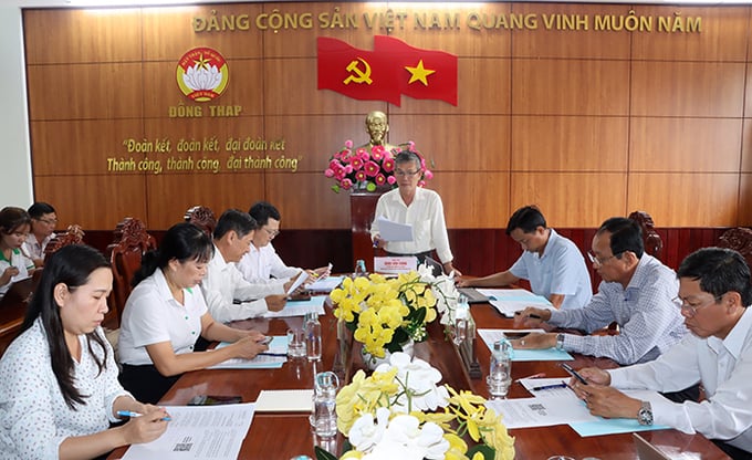 Quang cảnh cuộc họp