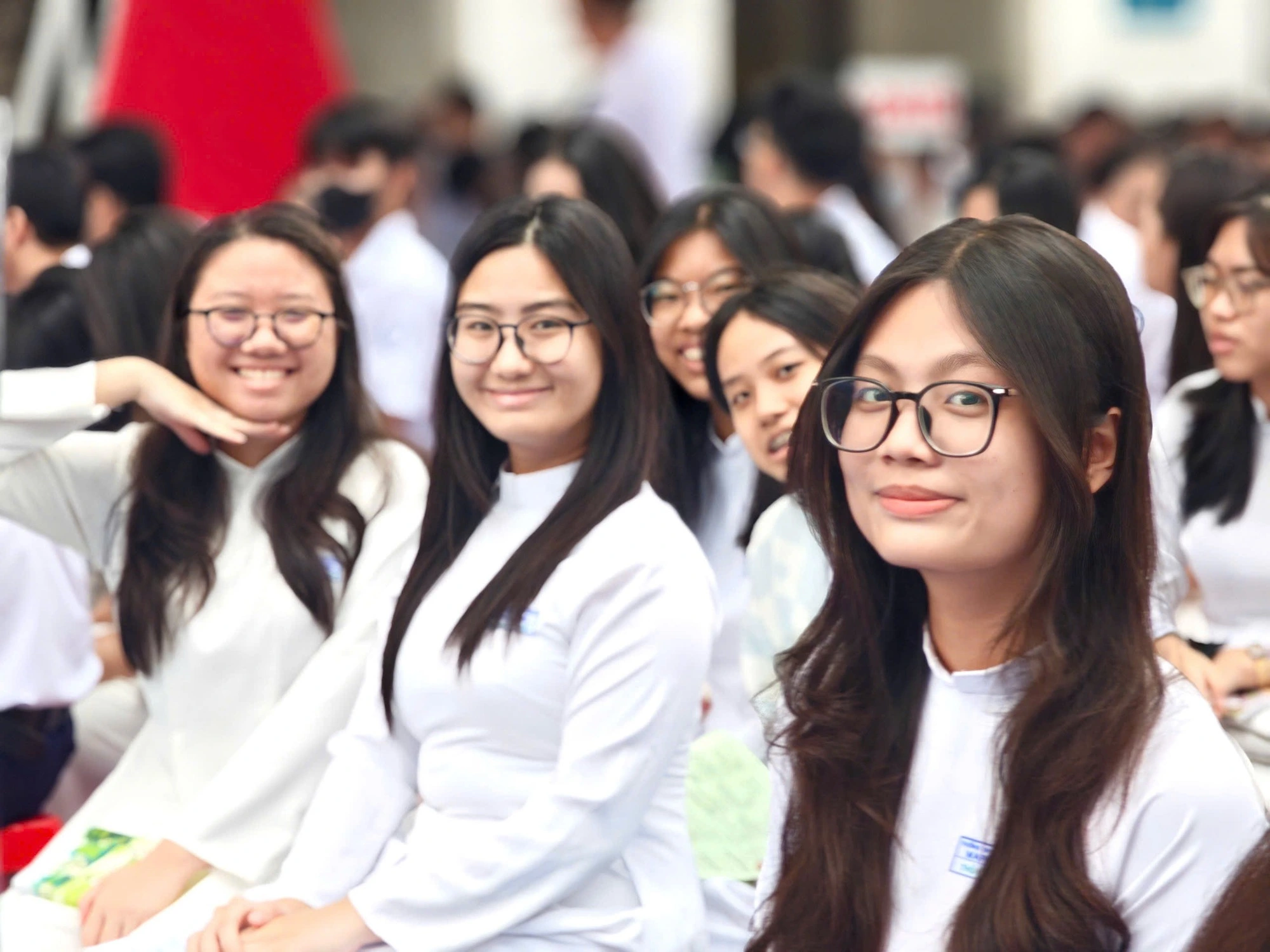 Học sinh lớp 12 chuẩn bị bước vào kỳ thi tốt nghiệp THPT năm 2025  ẢNH: Đ.N.T
