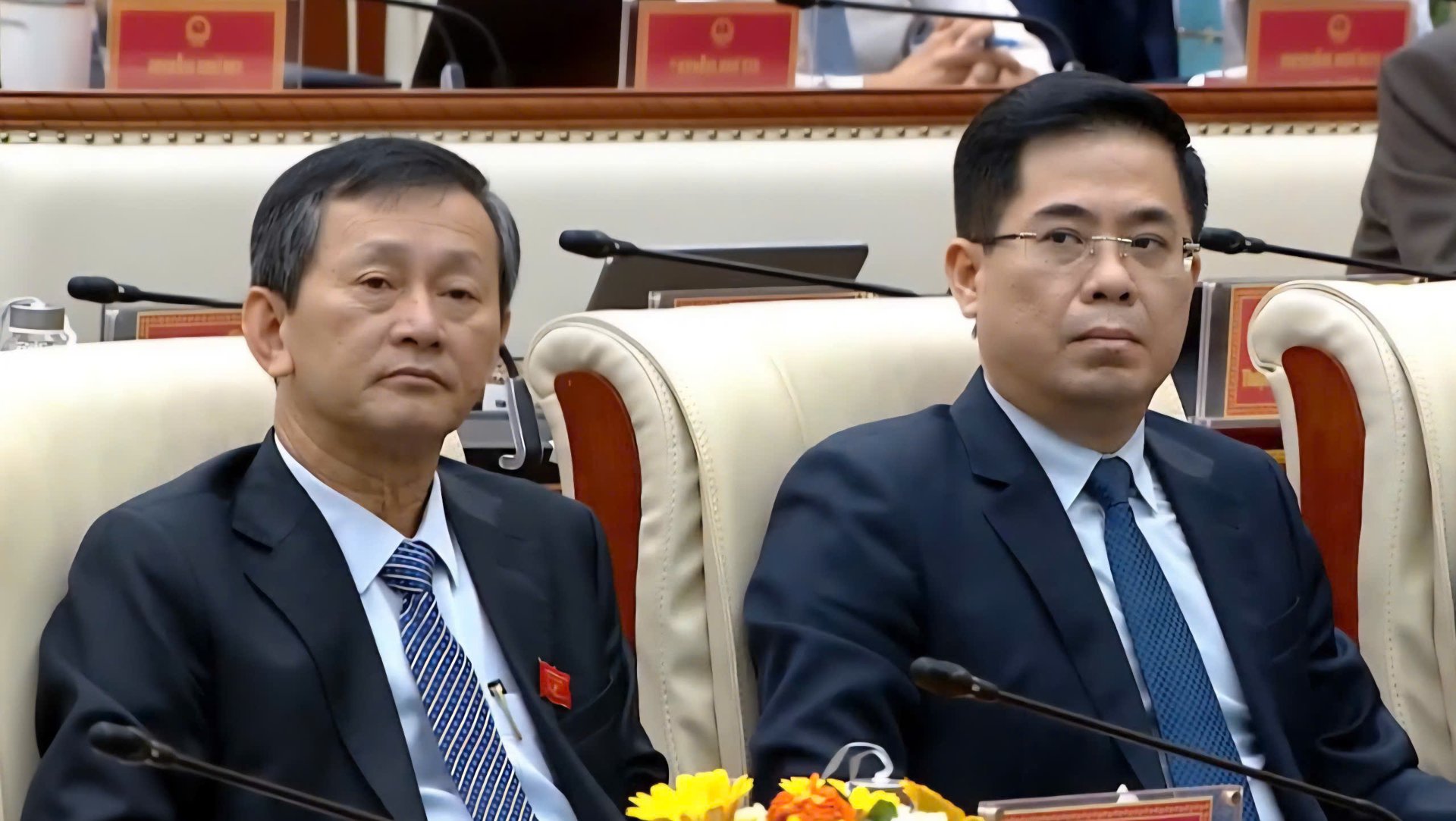Các đại biểu tham dự kỳ họp