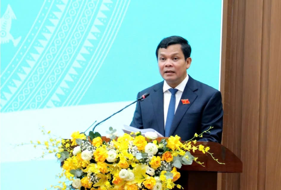 Phó Bí thư Tỉnh ủy, Chủ tịch HĐND tỉnh Nguyễn Đức Tuy phát biểu khai mạc kỳ họp