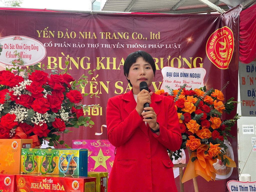 Bà Hoàng Thị Trường, Giám đốc Dự án Yến Sao Việt phát biểu tại sự kiện