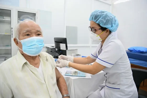 Bộ Y tế yêu cầu tăng cường công tác quản lý tiêm chủng, chất lượng vaccine, sinh phẩm y tế, thiết bị y tế