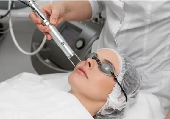 “Là” mặt bằng laser