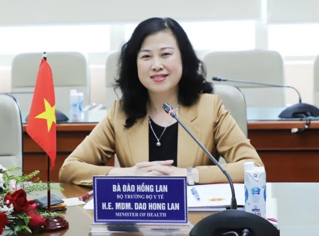Bộ trưởng Bộ Y tế Đào Hồng Lan gửi Thư chúc mừng các thầy giáo, cô giáo, cán bộ, công chức, viên chức và học viên, sinh viên y tế