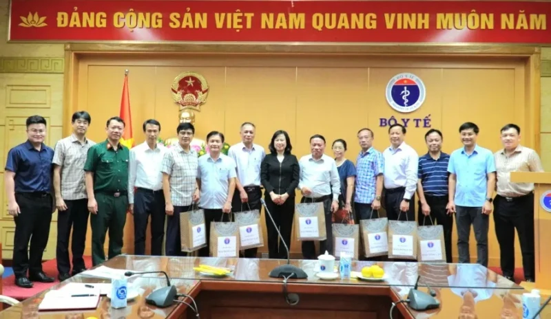 Bộ Y tế gặp mặt tri ân cán bộ, công chức là thương binh, con Liệt sĩ