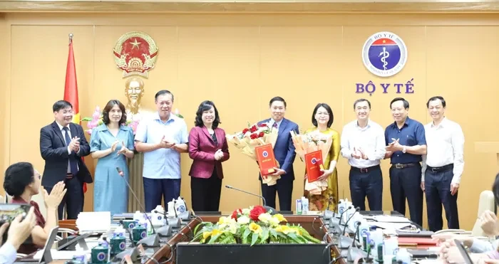 Bộ Y tế có Chánhh Văn phòng Bộ và Cục trưởng Cục An toàn thực phẩm mới