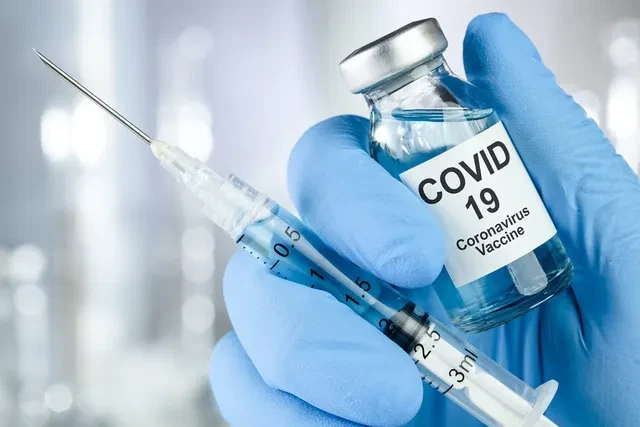Tiêm vaccine COVID-19 sẽ triển khai như thế nào trong thời gian tới ở Việt Nam?