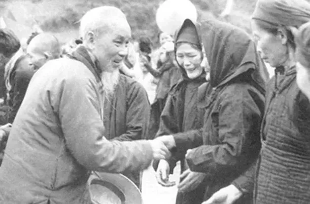 Sự quan tâm sâu sắc của Đảng và Chủ tịch Hồ Chí Minh đối với người cao tuổi Việt Nam