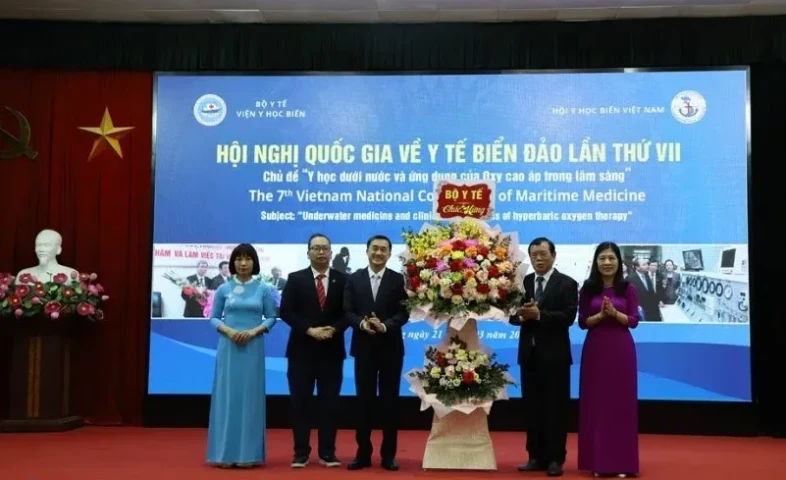 Đại diện Bộ Y tế tham dự Hội nghị Quốc gia về Y tế biển đảo lần thứ VII