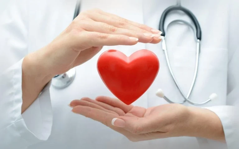 Y đức trong môi trường xã hội hiện nay