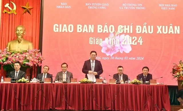 Hội nghị giao ban báo chí đầu xuân Giáp Thìn 2024