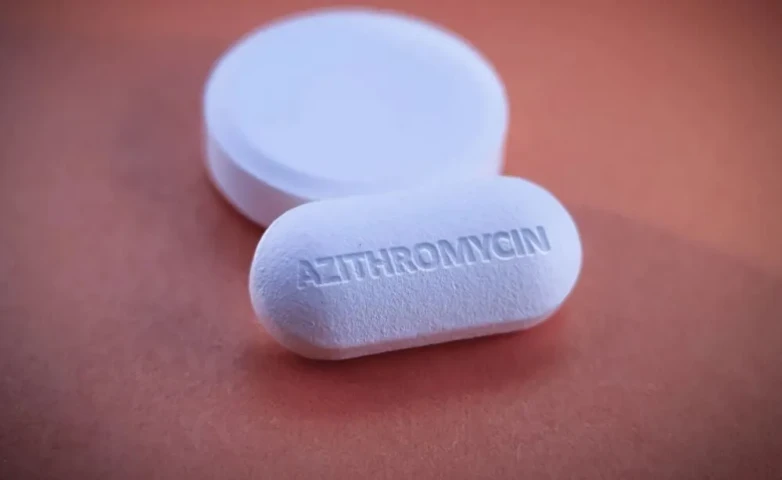 Azithromycin và nguy cơ tử vong do biến cố tim mạch hiếm gặp