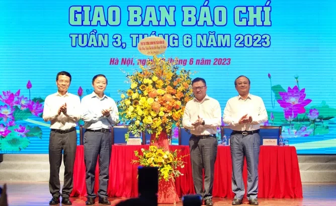 Tiến tới Kỷ niệm 100 năm, ngày Báo chí Cách mạng Việt Nam (21/6/1925 – 21/6/2025)