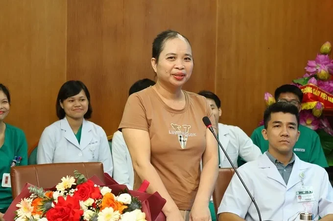 Người phụ nữ bị tóc cuốn vào máy khoan, khiến mất đi mái tóc dài và toàn bộ phần da đầu được hồi sinh “thần kỳ”