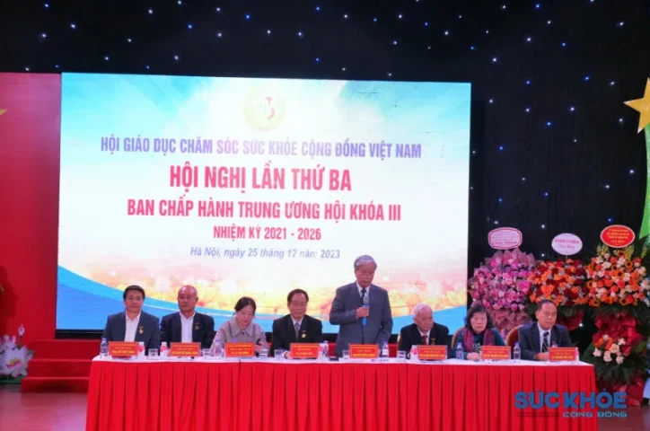 Xây dựng tổ chức Hội phát triển vững mạnh toàn diện, hướng về cơ sở, đa dạng hóa các hình thức, lĩnh vực và nâng cao hiệu quả hoạt động
