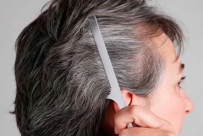 6 bí quyết ngăn ngừa rụng tóc ở người cao tuổi