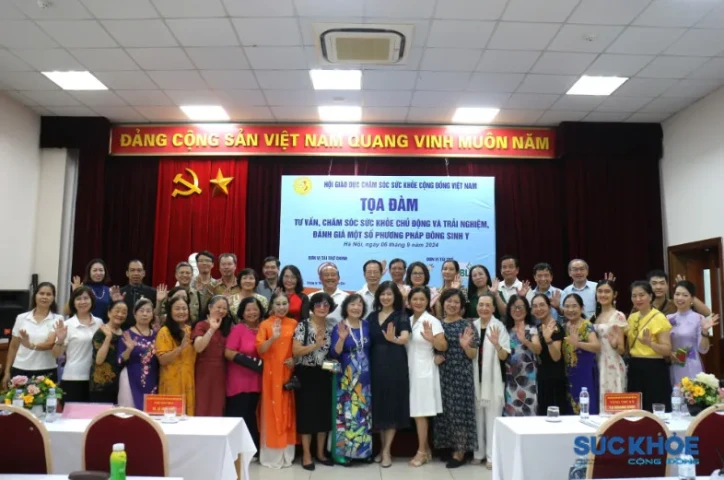 VACHE tổ chức tọa đàm tư vấn, chăm sóc sức khỏe chủ động và trải nghiệm, đánh giá một số phương pháp đông sinh y