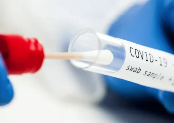 TP. HCM: Bảo vệ nhóm đối tượng nguy cơ trước biến thể phụ JN.1 của SARS-CoV-2