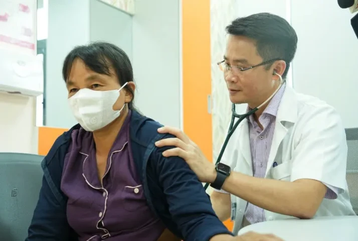 Bệnh viện Bạch Mai: Gần 300 bệnh nhân được thăm khám trong ngày đầu tiên triển khai khám bệnh ngoài giờ