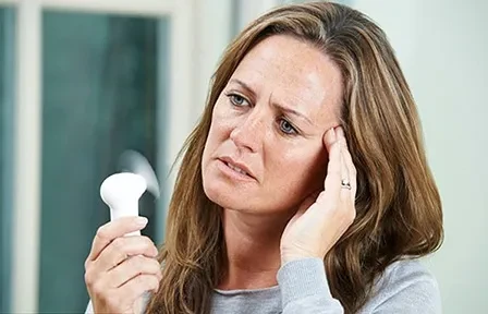 Thừa cân làm trầm trọng thêm triệu chứng mãn kinh