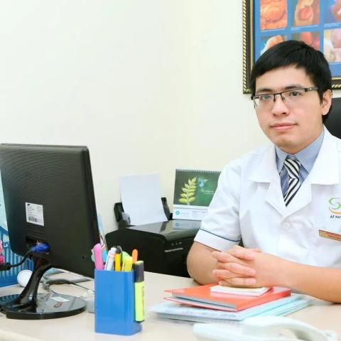 Bác sĩ tiết lộ nguyên nhân, triệu chứng vô sinh nam ít người biết đến