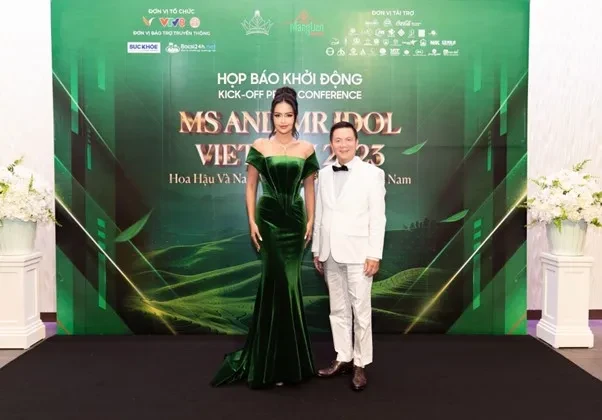 Bác sĩ Phan Thanh Hào đồng hành cùng “Hoa hậu và Nam vương Thần tượng Việt Nam”, tiếp nối sứ mệnh “Hoàn thiện nhan sắc – Tự tin tỏa sáng”