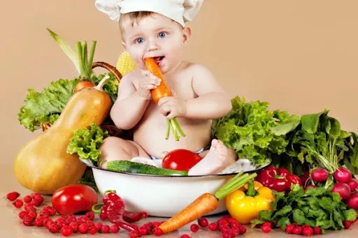 Bố mẹ cần lưu ý những điều này khi chăm sóc da cho trẻ trong thời điểm giao mùa