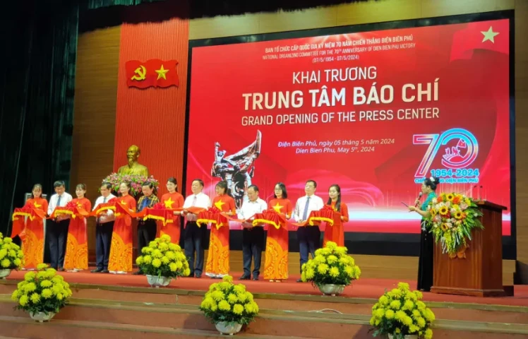 Khai trương Trung tâm Báo chí Lễ Kỷ niệm 70 năm Chiến thắng Điện Biên Phủ