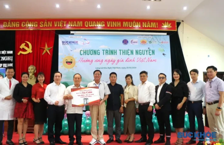 Tạp chí Sức Khỏe Cộng Đồng cùng các đơn vị đồng hành tổ chức chương trình thiện nguyện hưởng ứng “Ngày Gia đình Việt Nam 28/6/2024”