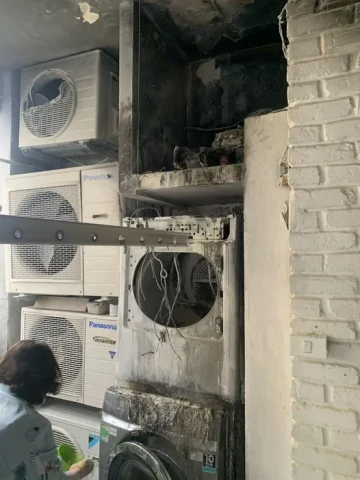 Chập điện máy sấy gây cháy chung cư Vimeco Nguyễn Chánh Hà Nội