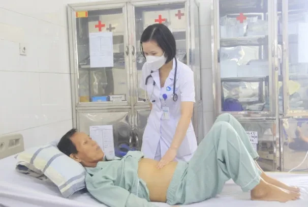Thiếu máu nghiêm trọng do giun móc ký sinh trong đường ruột