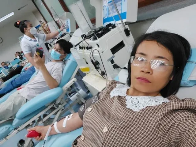 Ngày Quốc tế người hiến máu 14/6: Người phụ nữ hiến máu 65 lần với mong muốn cứu người và trao đi nhiều những giọt máu nghĩa tình