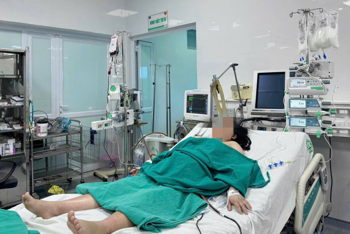 Mổ cấp cứu sản phụ mang thai tuần thứ 38 mắc sốt xuất huyết