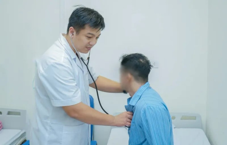 Cấp cứu và thành công cứu sống một nam thanh niên nhập viện do nhồi máu cơ tim cấp do tập thể thao cường độ cao