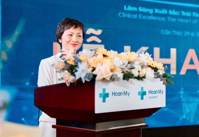 300 chuyên gia y tế chia sẻ các tiến bộ trong y học