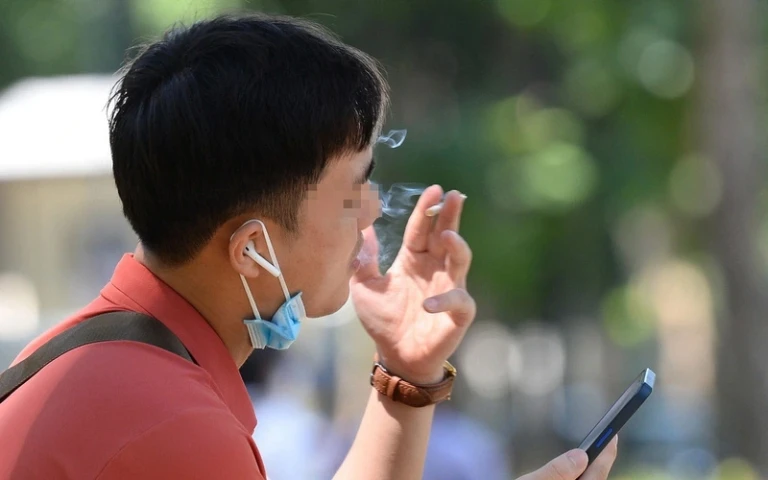 Mỗi năm, người Việt "đốt" 31.000 tỉ đồng cho khói thuốc