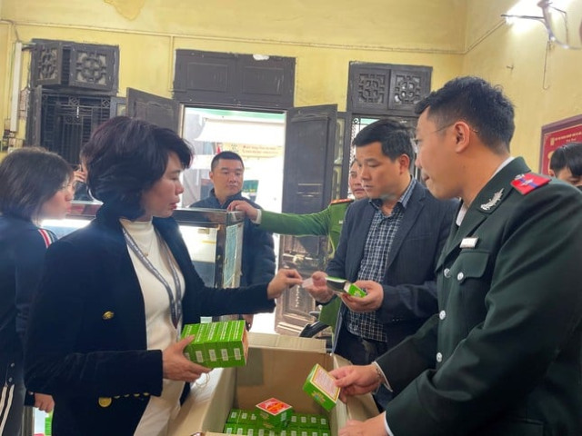 Tạm dừng hoạt động cơ sở bánh cốm Nguyên Ninh vì vi phạm an toàn thực phẩm