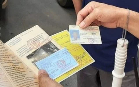 Chi tiết về việc trừ điểm và khôi phục điểm giấy phép lái xe