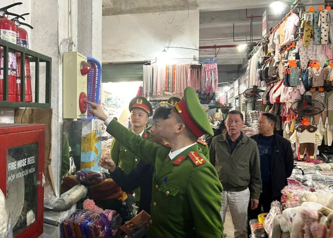 Thanh Hóa: Tăng cường phòng cháy tại các chợ truyền thống dịp cận Tết