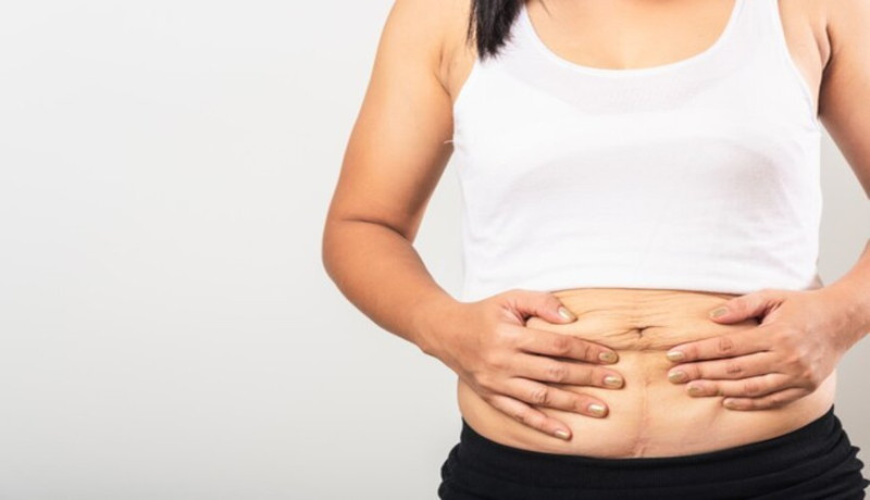 Những món ăn uống phổ biến ngày Tết dễ làm tăng mỡ bụng