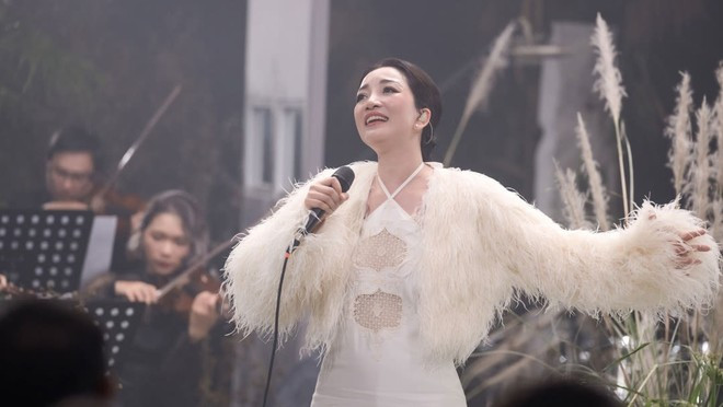 Chương trình nghệ thuật “95 năm thắp sáng niềm tin”