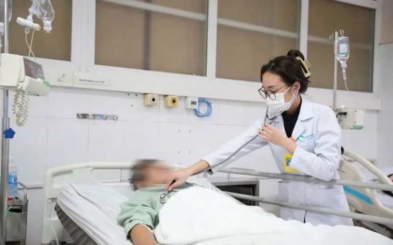 Quảng Ninh: Nam bệnh nhân nguy kịch vì cơn bão giáp trạng