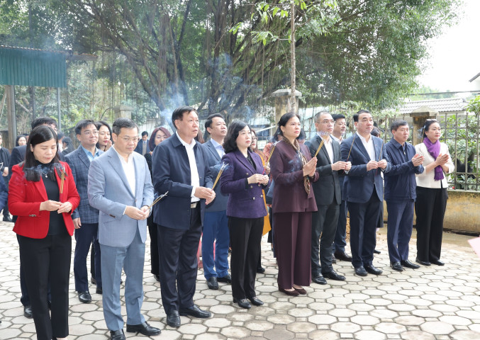 Bộ trưởng Bộ Y tế Đào Hồng Lan thăm và làm việc tại Tuyên Quang