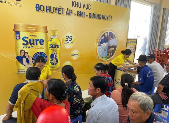 Vinamilk đồng hành cùng ngành y tế chăm sóc sức khoẻ cộng đồng