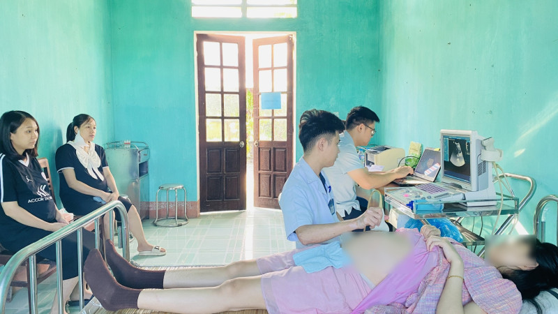 Trung tâm Y tế huyện Đoan Hùng chăm sóc sức khoẻ sinh sản cho chị em phụ nữ ở 22 trạm Y tế