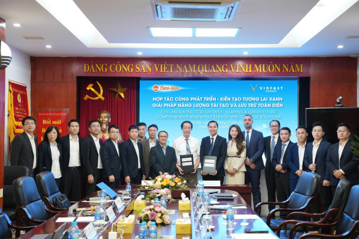 Thúc đẩy chuyển đổi năng lượng bền vững, xây dựng hệ sinh thái năng lượng thông minh, thân thiện với môi trường